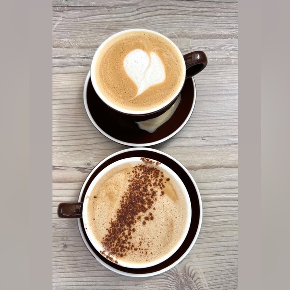 Meet your Posher, Stefanie - Picture 2 of 3